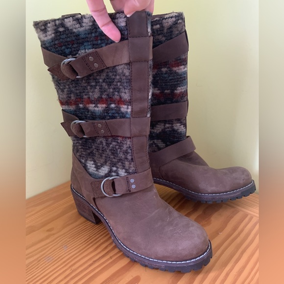 Woolrich Boots - Picture 2 of 3